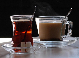 Kahve ve Çay Tüketimi Kalbimizi Nasıl Etkiliyor?